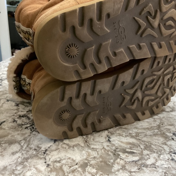 Ugg winter boots - Picture 3 of 6